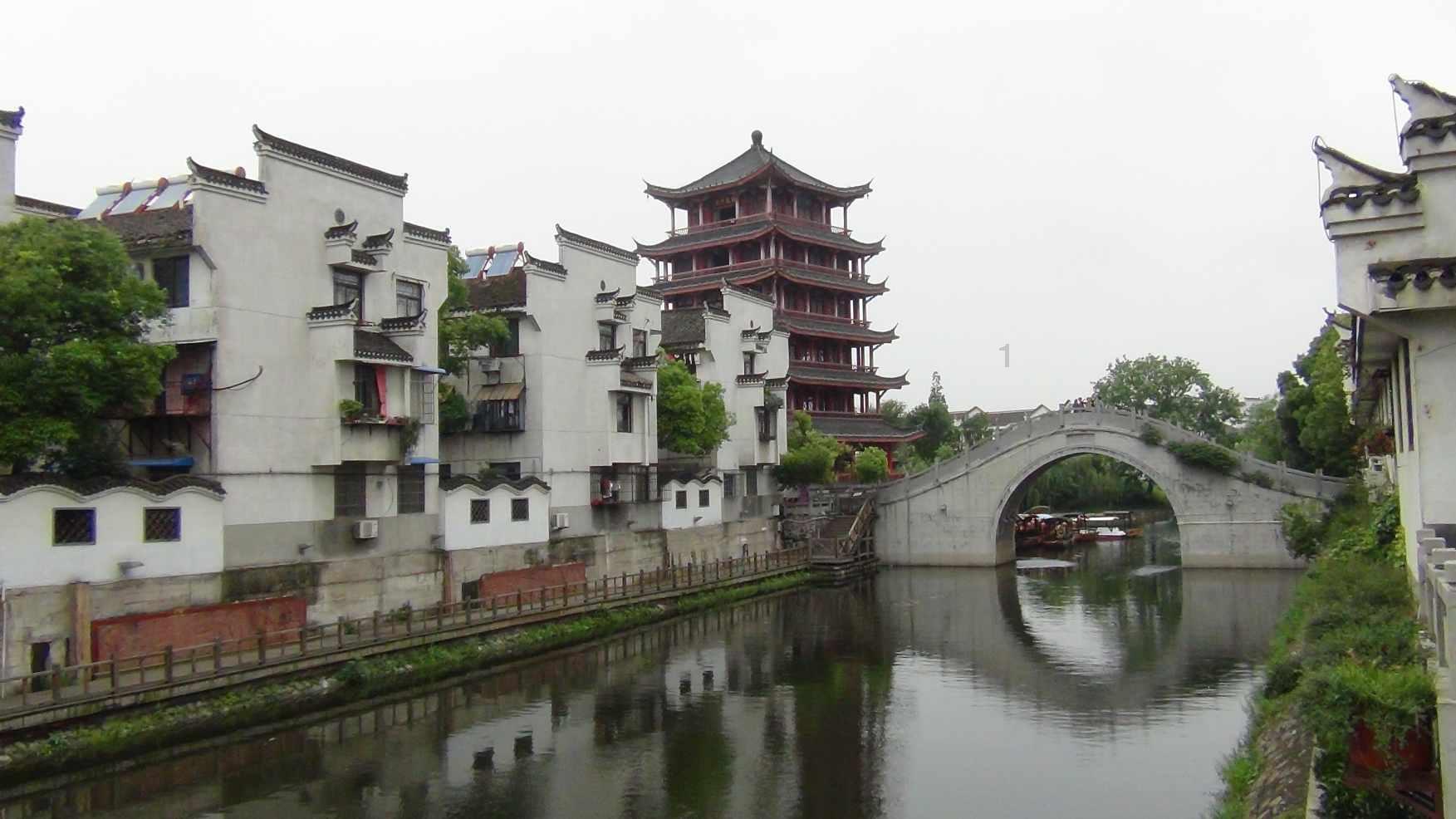 逃出重围第一章